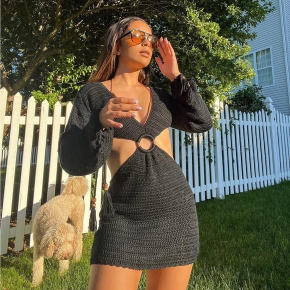 Black Cutout Dress Knit NWT Forever 21 M - Picture 1 of 6